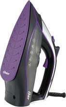 Cargar imagen en el visor de la galería, Plancha de vapor Oster con suela de cerámica morada y avanzada tecnología de vapor gcstae6502-013